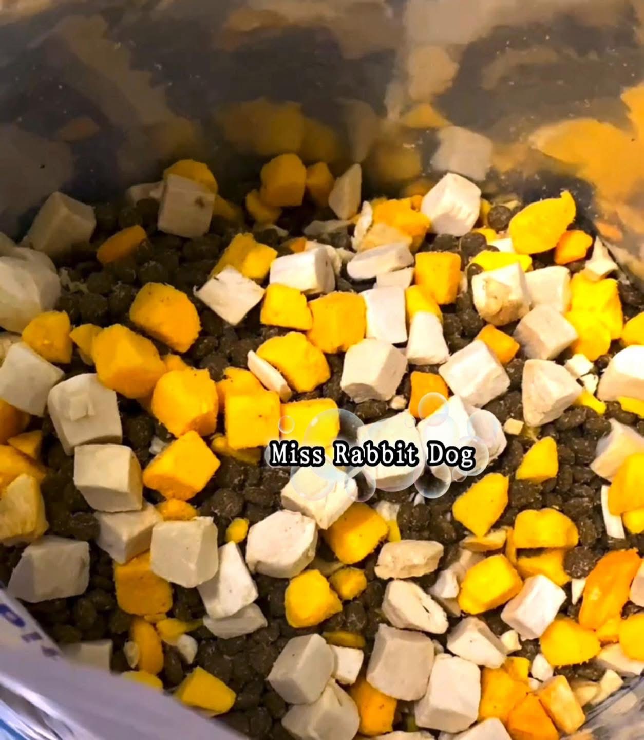 1包 2.5kg Fresh Meat Freeza- Dried Complete Dog Food全价鲜肉冻干犬粮到货啦 (幼犬、成犬、老年犬都可以食用) - 图片 4